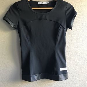 ADIDAS t-shirt